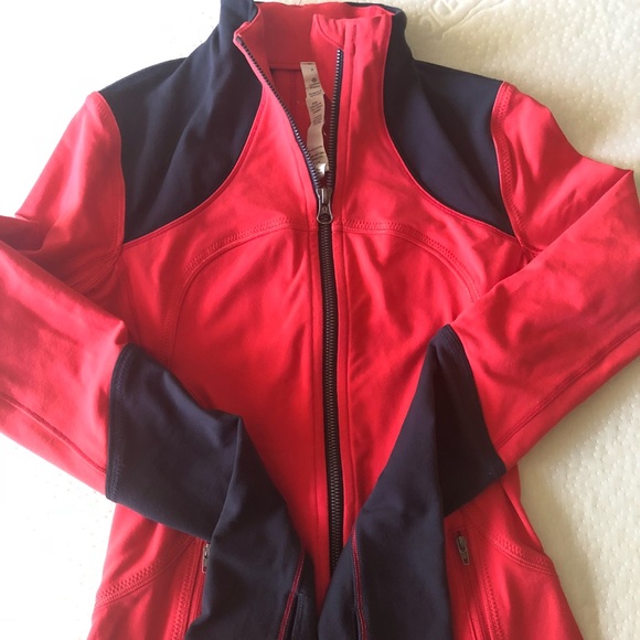 Lululemon jacket - Picture 2 of 4